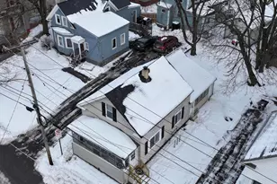 75 Oak St, Lewiston, ME 04240 - Photo 2