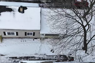 75 Oak St, Lewiston, ME 04240 - Photo 32