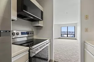 148 Breakwater Dr, South Portland, ME 04106 - Photo 22