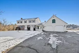 11 Spurwink Rd, Scarborough, ME 04074 - Photo 2