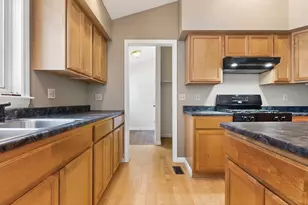 21 Winter St, Buxton, ME 04093 - Photo 12