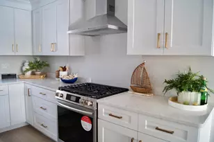 16 Salt Pt Dr, Old Orchard Beach, ME 04064 - Photo 6