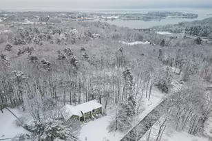 16 Veronica Ln, Falmouth, ME 04105 - Photo 2