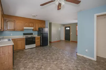 127 Meadow Lane, Farmington, ME 04938 - Photo 4