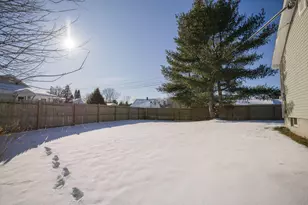 127 Meadow Ln, Farmington, ME 04938 - Photo 42