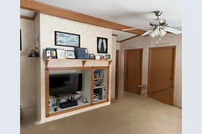 3036 Ohio Street, Glenburn, ME 04401 - Photo 2