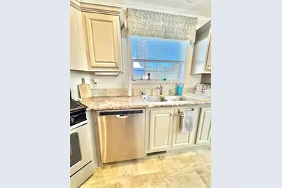 7 Clayton Drive, Saco, ME 04072 - Photo 10