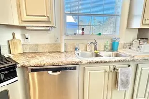 7 Clayton Dr, Saco, ME 04072 - Photo 10