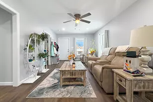 33 Vaughn St, Caribou, ME 04736 - Photo 12