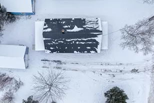 33 Vaughn St, Caribou, ME 04736 - Photo 4