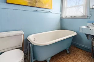 861 W Main St, Dover Foxcroft, ME 04426 - Photo 32