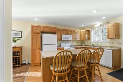 295 Central Avenue, Lewiston, ME 04240 - Photo 12