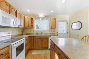 295 Central Ave, Lewiston, ME 04240 - Photo 10