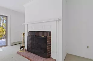 7 Wildwood Dr, Cape Elizabeth, ME 04107 - Photo 16