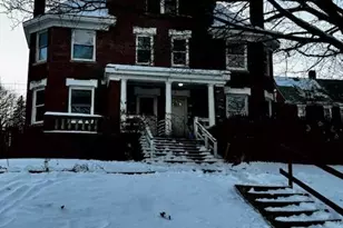 29 Erchles St, Rumford, ME 04276 - Photo 2