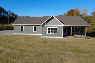 179 Weeks Rd, Gardiner, ME 04345 - Photo 2