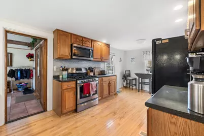 37 Bailey Avenue, Portland, ME 04103 - Photo 16