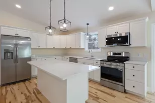 13 Quaker Ln, Limerick, ME 04048 - Photo 8