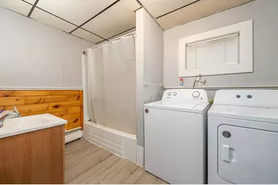 9 Dix Avenue, Mexico, ME 04257 - Photo 8