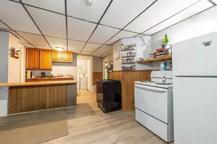 9 Dix Ave, Mexico, ME 04257 - Photo 4