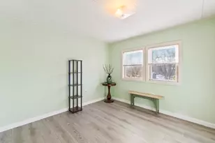 49 Sandalwood Cir, Kittery, ME 03904 - Photo 16