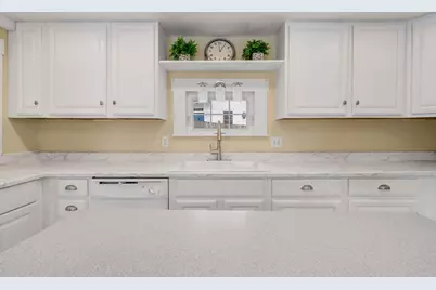 140 Pleasant Street, Richmond, ME 04357 - Photo 10