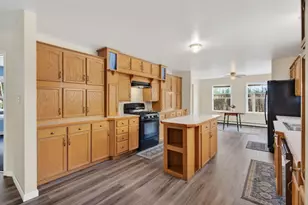 113 Turkey Ln, Livermore, ME 04253 - Photo 12