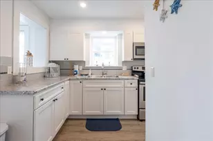 40 Atlantic Ave, Boothbay Harbor, ME 04538 - Photo 8