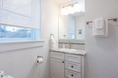 40 Atlantic Avenue, Boothbay Harbor, ME 04538 - Photo 12