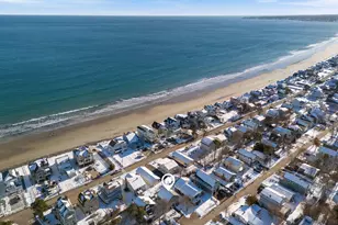 106 S Tibbetts Ave, Wells, ME 04090 - Photo 2