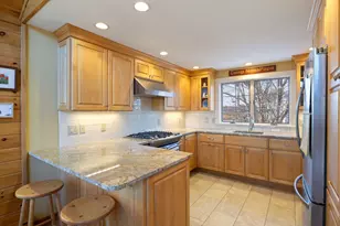 106 S Tibbetts Ave, Wells, ME 04090 - Photo 16