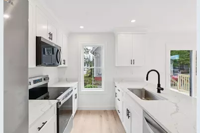 447 Main Street, South Portland, ME 04106 - Photo 6