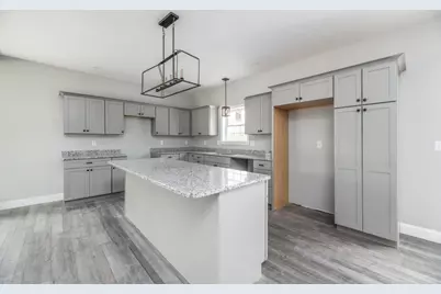 473 Center Drive, Orrington, ME 04474 - Photo 4