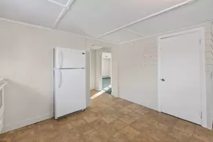 14 Osborne St, Fairfield, ME 04937 - Photo 16