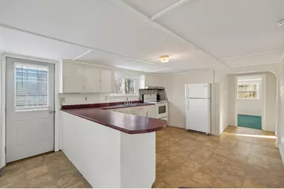 14 Osborne Street, Fairfield, ME 04937 - Photo 12