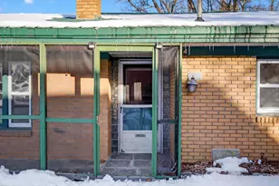 14 Osborne St, Fairfield, ME 04937 - Photo 4