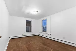 942 Lisbon St, Lewiston, ME 04240 - Photo 8