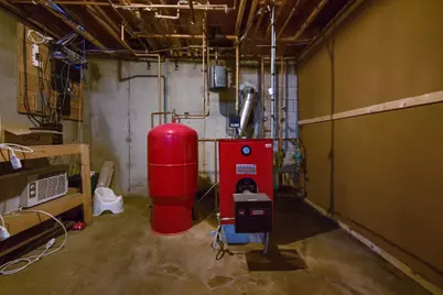 913 Essex Street, Bangor, ME 04401 - Photo 76