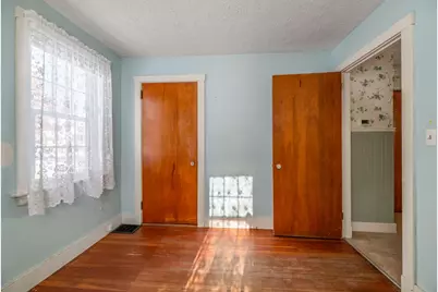 52 Earle Avenue, Bangor, ME 04401 - Photo 10