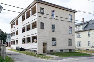 25 Falmouth St, Rumford, ME 04276 - Photo 4