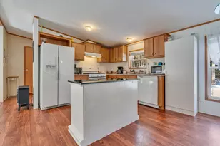 39 Leisure Dr, Alfred, ME 04002 - Photo 4