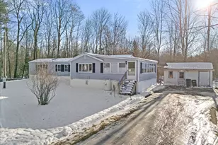 336 Lakeview Rd, Glenburn, ME 04401 - Photo 34