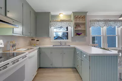 47 Clayton Street, Portland, ME 04103 - Photo 6