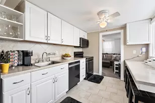 4 Pine Ln, Old Orchard Beach, ME 04064 - Photo 10