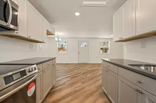 11 Dragonfly Ln, Gorham, ME 04038 - Photo 8