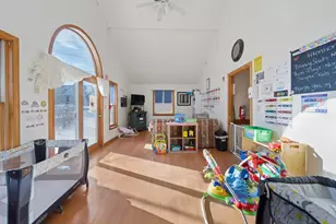 913 Essex St, Bangor, ME 04401 - Photo 12