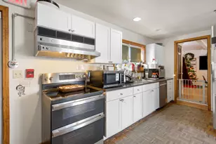 913 Essex St, Bangor, ME 04401 - Photo 18