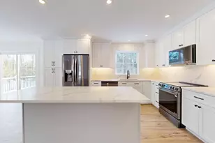 65 Autumn Rdg, Sabattus, ME 04280 - Photo 4