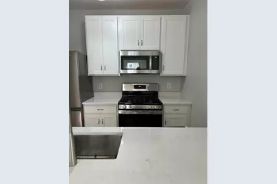9 Parris Street #2, Portland, ME 04101 - Photo 6