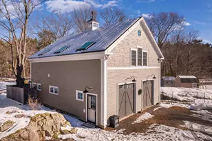 9 Mountain Rd, York, ME 03902 - Photo 4